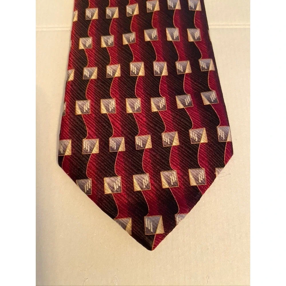 Antonia Collection Mens Silk‎ Tie Burgundy Black Geometric Square Pattern Hand